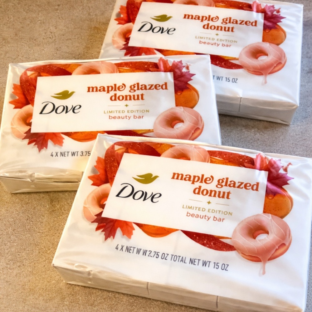 Dove Maple Glazed Donut Beauty Bar Set